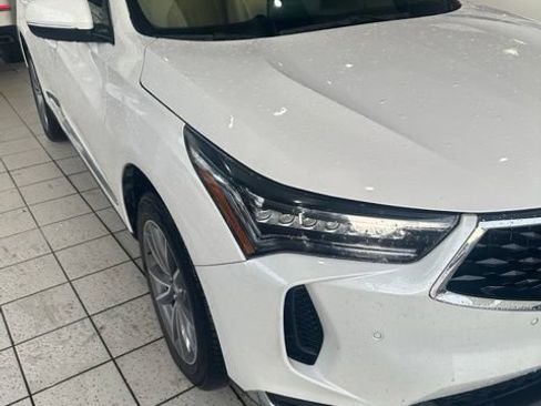 Used 2023 Acura RDX w/ Technology Package FWD image 4