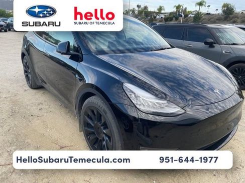 Used 2021 Tesla Model Y Long Range AWD/4WD image 1