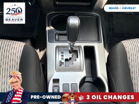 Used 2022 Toyota 4Runner SR5 RWD image 20