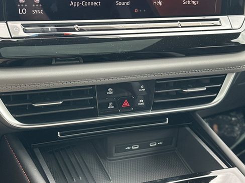 New 2026 Volkswagen Atlas Peak Edition AWD/4WD image 20