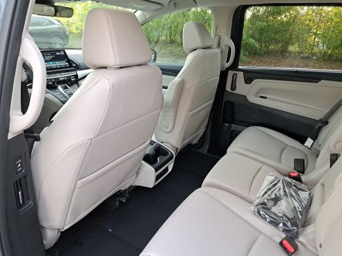 New 2026 Honda Odyssey EX-L image 10