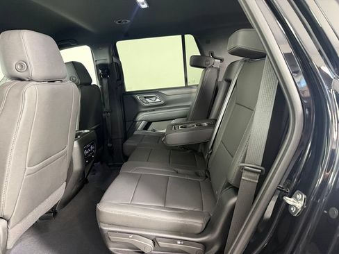 Used 2024 Chevrolet Tahoe Z71 w/ Luxury Package AWD/4WD image 27