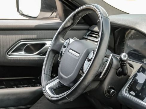 Used 2018 Land Rover Range Rover Velar R-Dynamic SE image 15