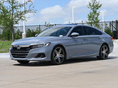 Used 2021 Honda Accord Touring image 5