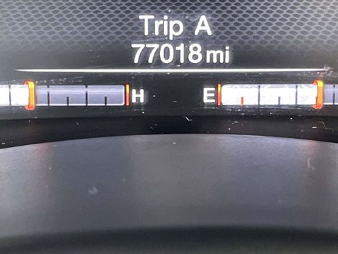 Used 2016 Jeep Renegade Trailhawk image 25