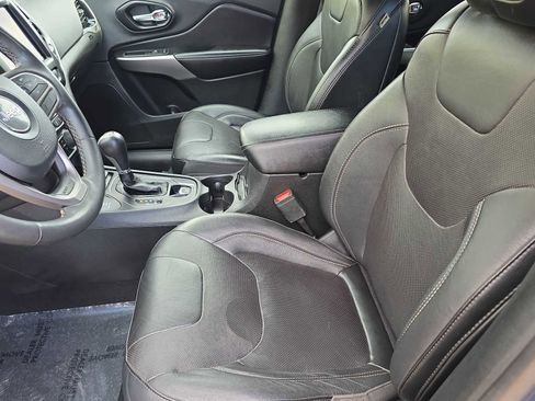 Certified 2021 Jeep Cherokee Latitude Lux 80th Anniv w/ Quick Order Package 2YU 80th image 15