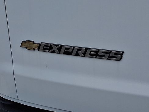 New 2025 Chevrolet Express 2500 w/ Driver Convenience Package image 5