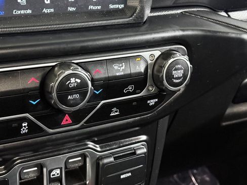 Certified 2021 Jeep Wrangler Unlimited Sport image 27