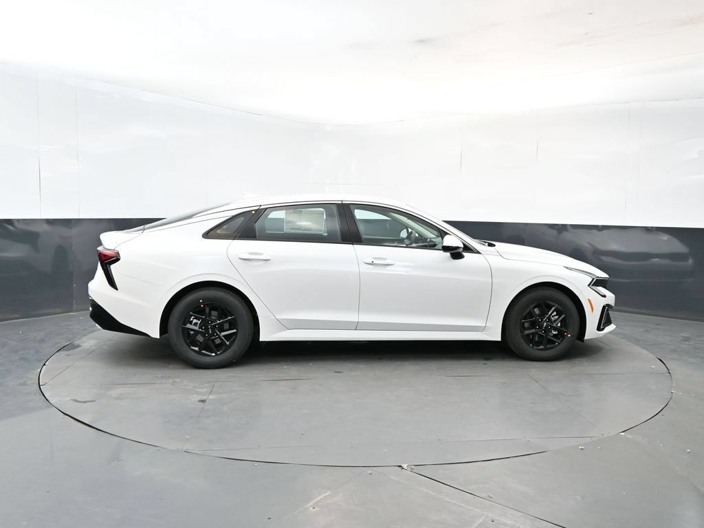 New 2026 Kia K5 LXS FWD image 6