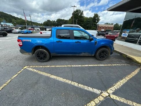 Used 2025 Ford Maverick XLT w/ XLT Luxury Package AWD/4WD image 2