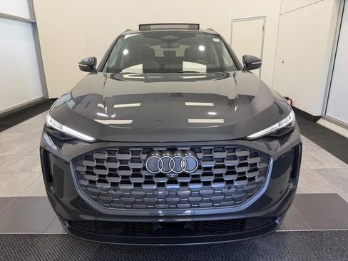 Certified 2025 Audi Q5 Premium Plus w/ Premium Plus AWD/4WD image 7