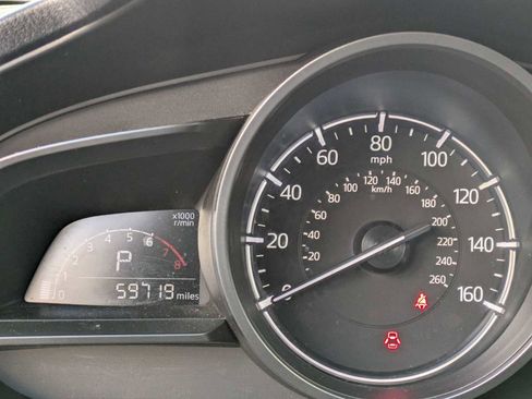 Used 2018 MAZDA MAZDA3 Touring image 29