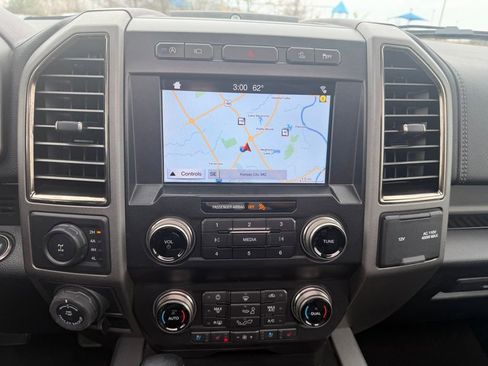 Used 2019 Ford F150 Raptor w/ Equipment Group 802A Luxury image 23