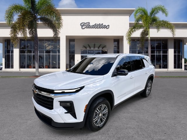 Certified 2024 Chevrolet Traverse LS FWD image 1