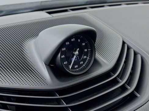 Certified 2020 Porsche Taycan 4S AWD/4WD image 17