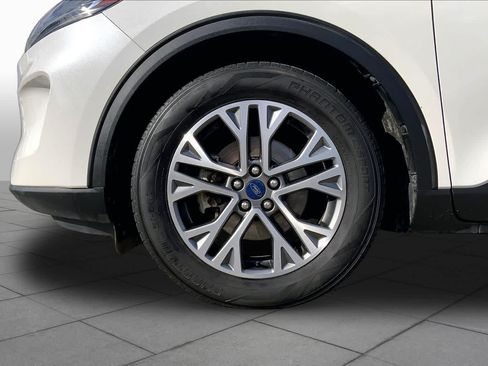 Certified 2022 Ford Escape SEL w/ Technology Package FWD image 10