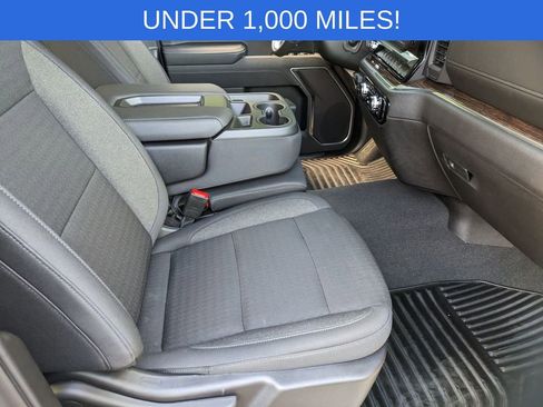 Used 2025 GMC Sierra 1500 SLE w/ X31 Off-Road Package image 26