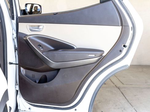 Used 2018 Hyundai Santa Fe Sport 2.0T image 22