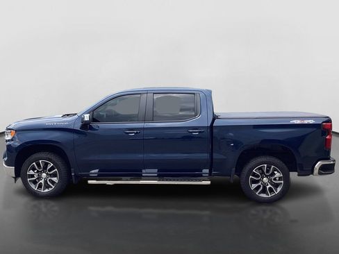 Used 2022 Chevrolet Silverado 1500 LT AWD/4WD image 8