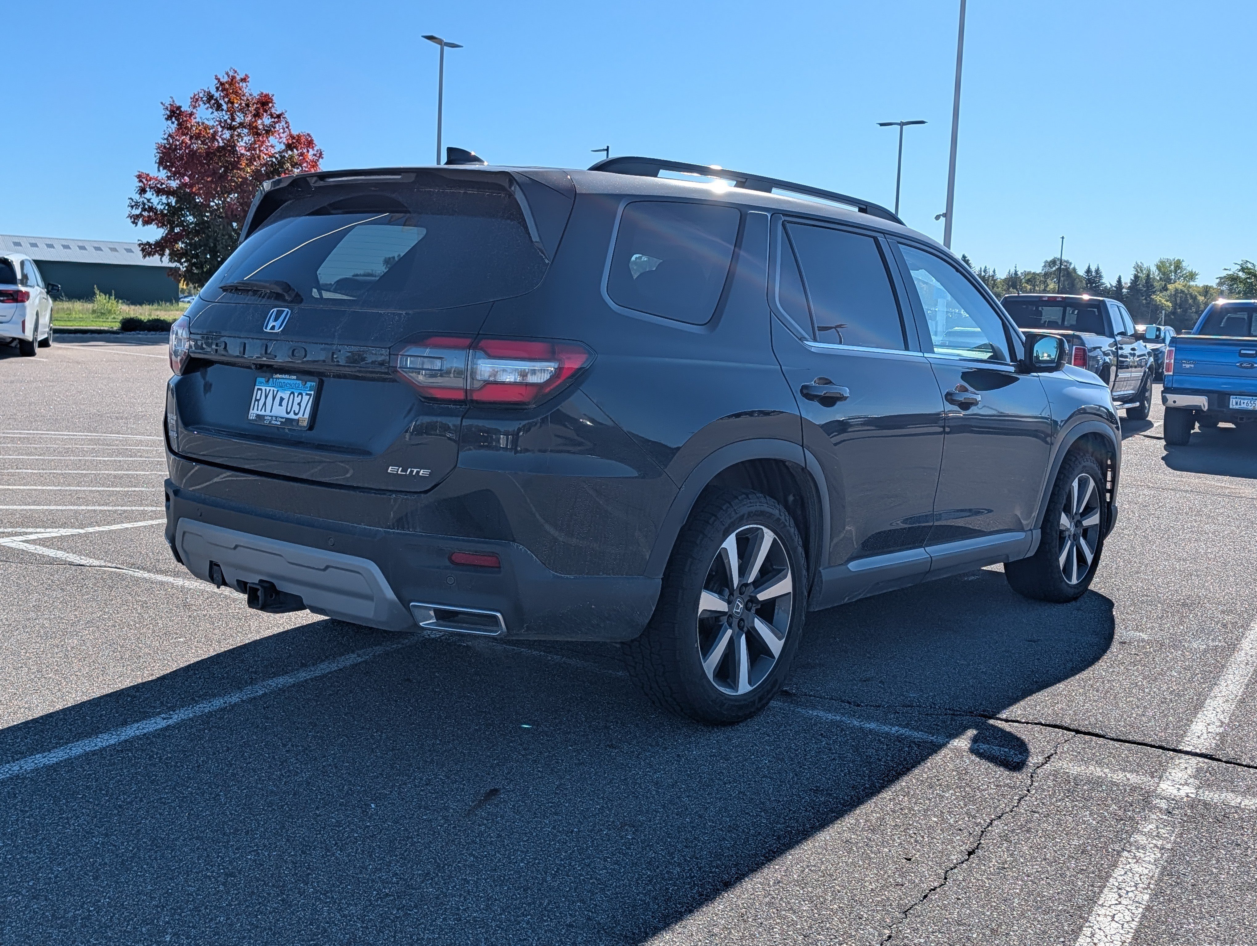 Used 2023 Honda Pilot Elite image 4