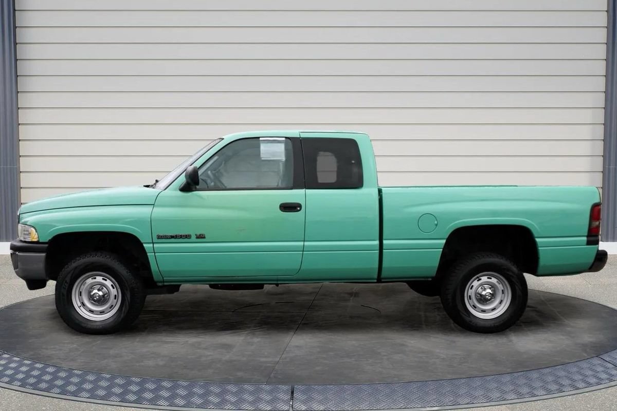 Used 1997 Dodge Ram 1500 Truck 4x4 Club Cab image 4