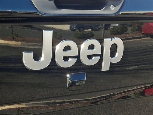 Used 2020 Jeep Gladiator Overland w/ Dual Top Group image 26