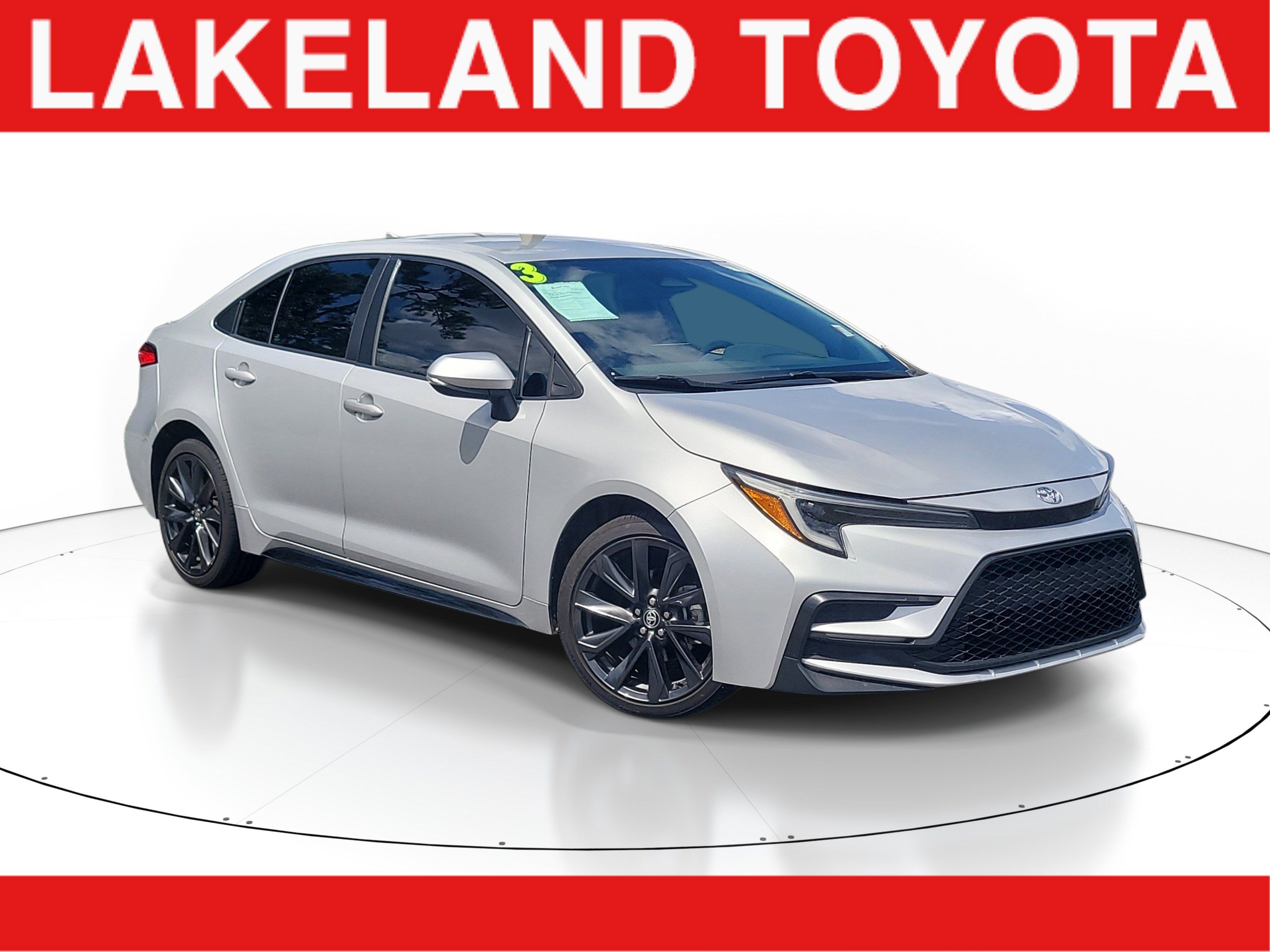 Certified 2023 Toyota Corolla SE FWD image 1