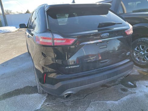 Used 2019 Ford Edge SEL image 12