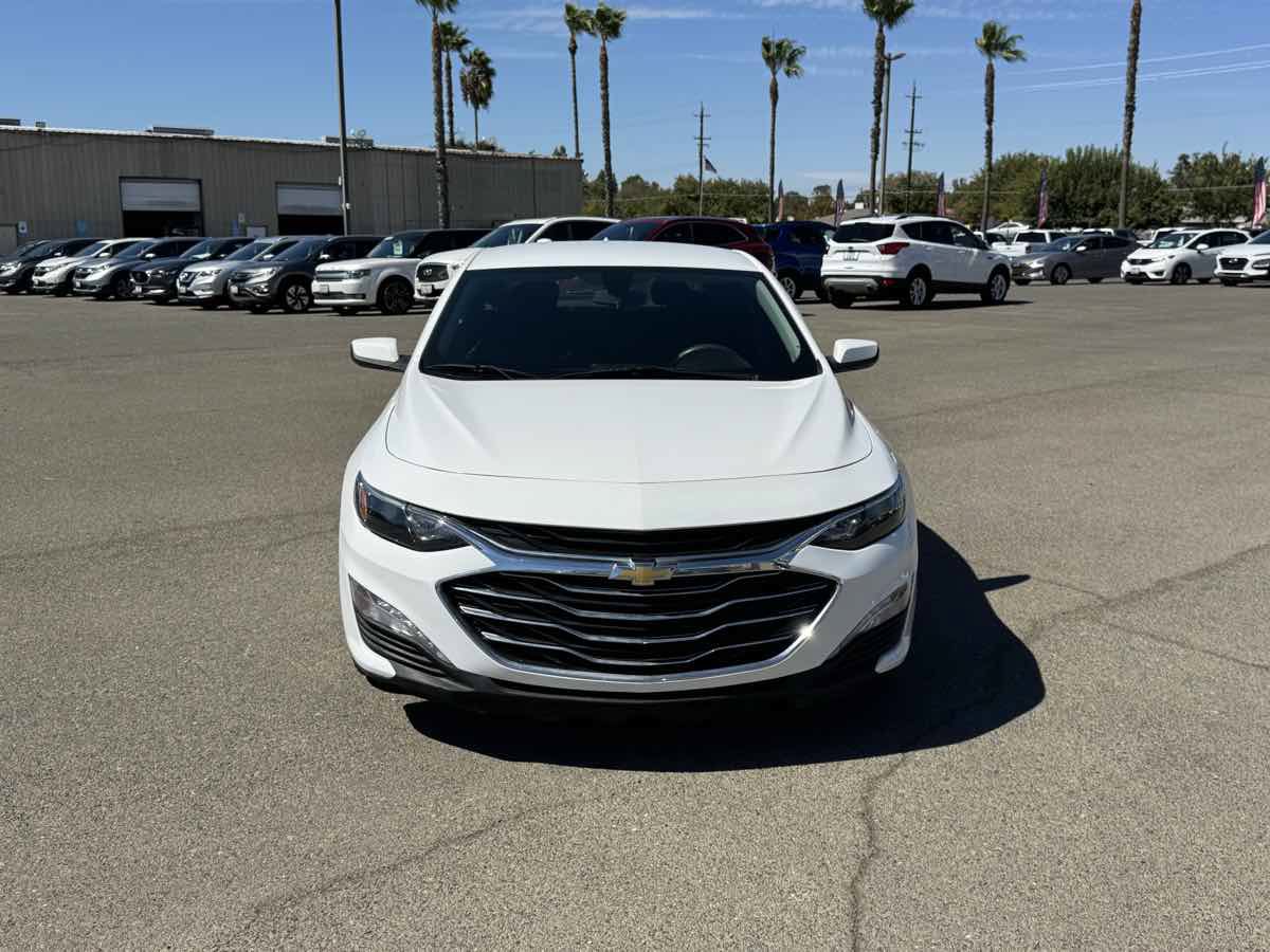 Used 2020 Chevrolet Malibu LT FWD image 4