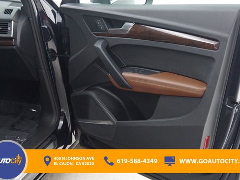 Used 2019 Audi Q5 2.0T Premium Plus w/ Premium Plus Package image 18