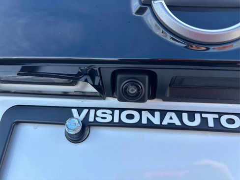 Used 2025 Nissan Kicks SV image 15