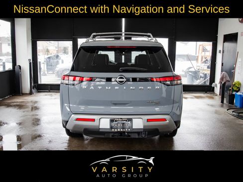 Used 2025 Nissan Pathfinder Platinum w/ Cargo Package AWD/4WD image 5