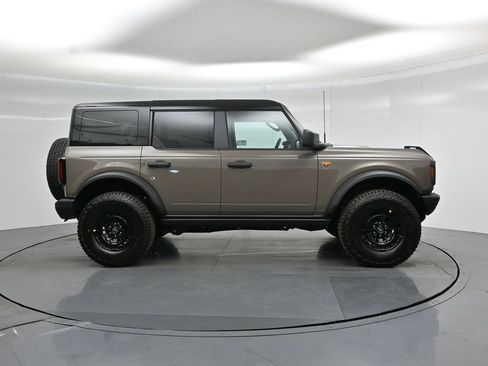 New 2026 Ford Bronco Badlands AWD/4WD image 24