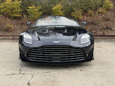 New 2026 Aston Martin Vanquish Convertible image 7