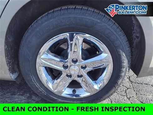 Used 2022 Chevrolet Malibu LS image 15