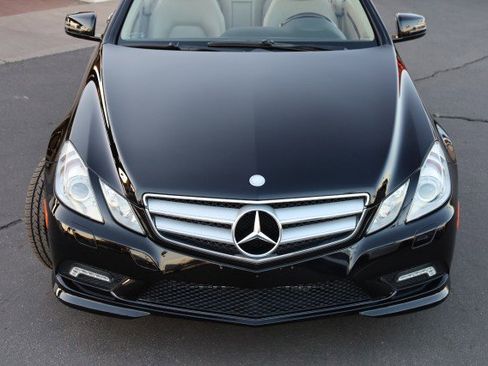 Used 2011 Mercedes-Benz E 550 E 550 image 9