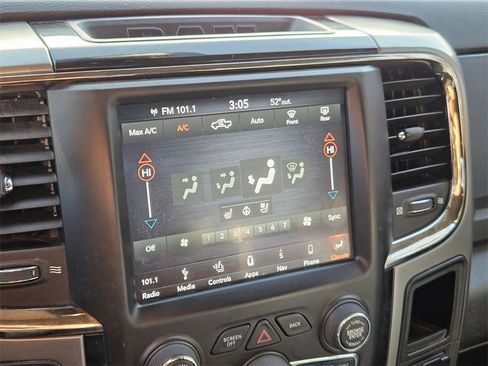 Used 2018 RAM 2500 Laramie w/ Sport Appearance Group image 26