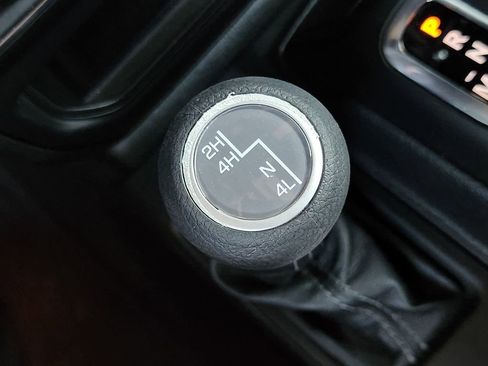 Used 2024 Jeep Wrangler Sport S image 20