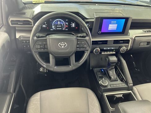 Used 2025 Toyota Tacoma SR5 image 21
