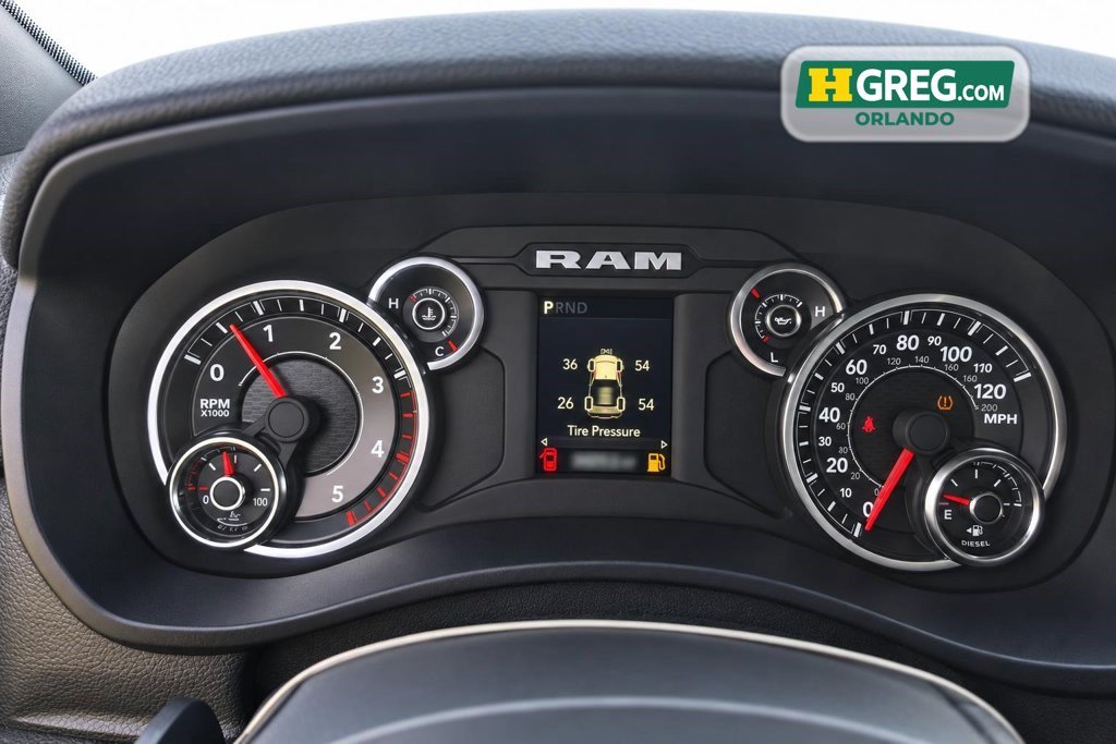 Used 2024 RAM 2500 Tradesman w/ Chrome Appearance Group AWD/4WD image 15