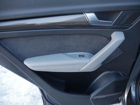 Certified 2023 Audi SQ5 Premium Plus w/ Premium Plus Package image 20