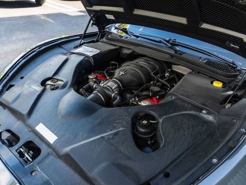 Used 2017 Maserati GranTurismo Sport RWD image 34