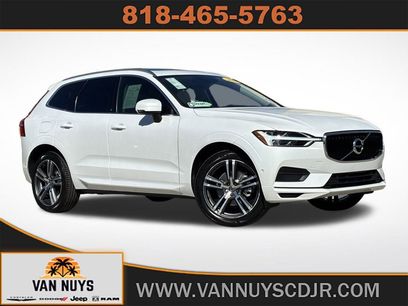 Used 2019 Volvo XC60 T5 Momentum w/ Premium Package