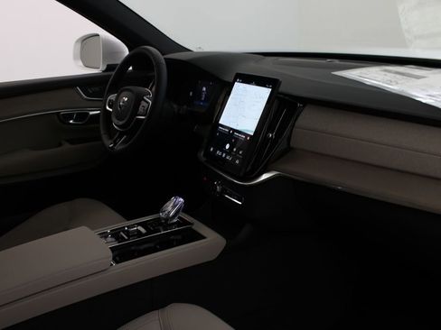 New 2026 Volvo XC90 B5 Core AWD/4WD image 27