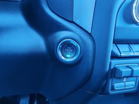 New 2026 GMC Sierra 2500 Pro w/ Convenience Package image 32