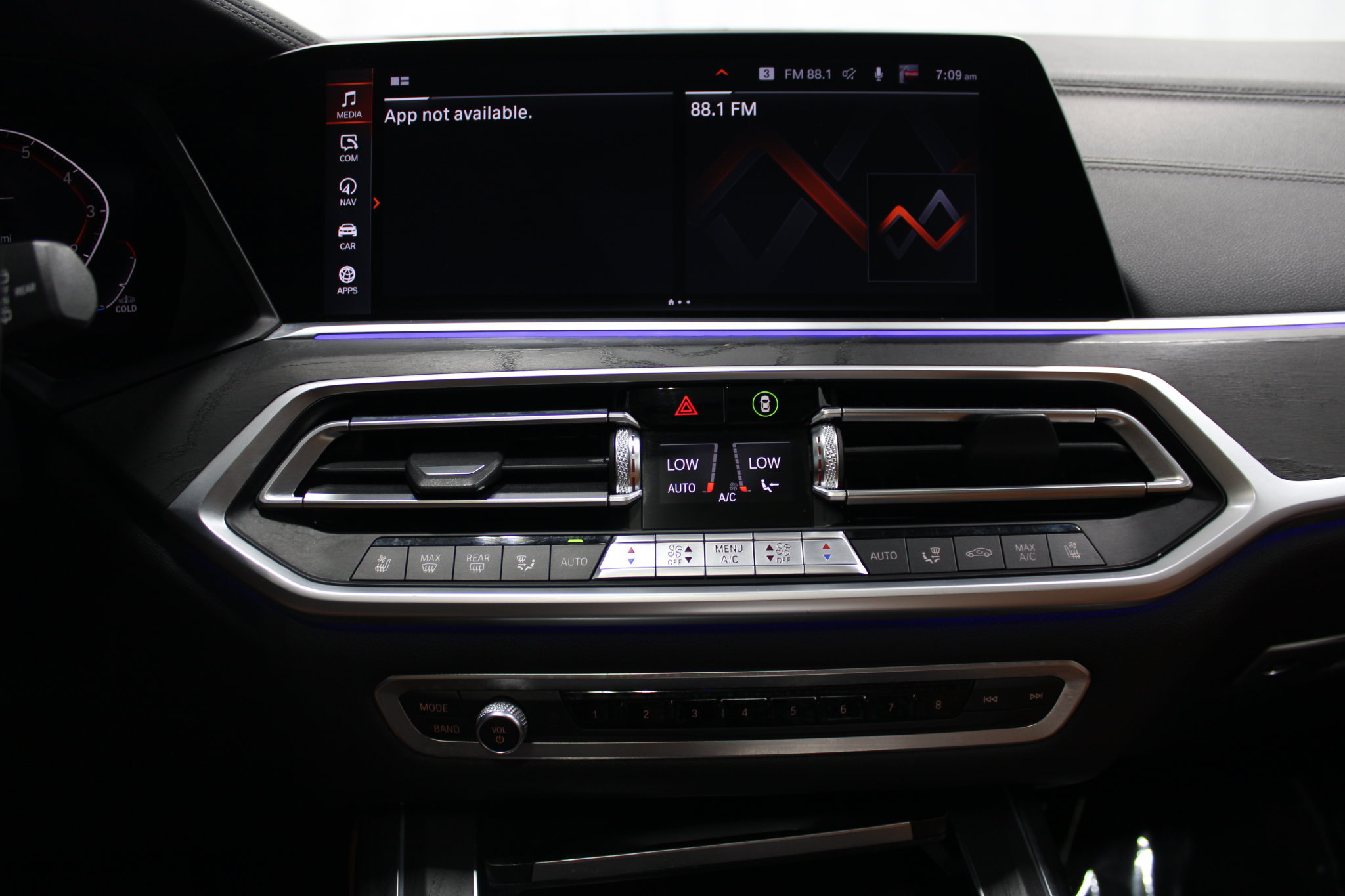 Used 2020 BMW X7 xDrive40i w/ Premium Package AWD/4WD image 36