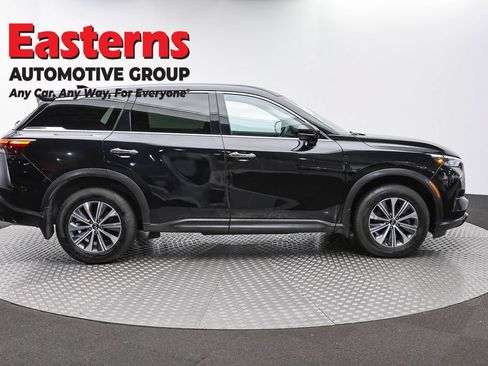Used 2023 INFINITI QX60 Pure AWD/4WD image 4