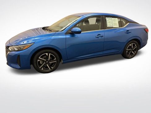 Used 2024 Nissan Sentra SV image 9