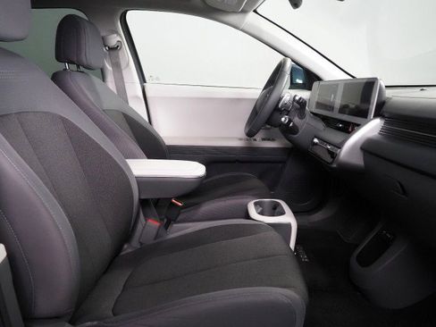 Used 2024 Hyundai Ioniq 5 SEL image 14