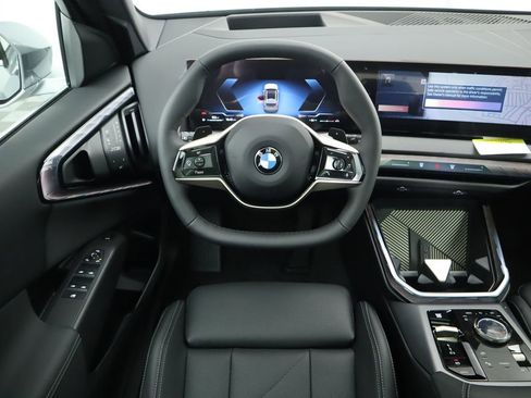 Certified 2025 BMW X3 xDrive30i w/ Premium Package image 11